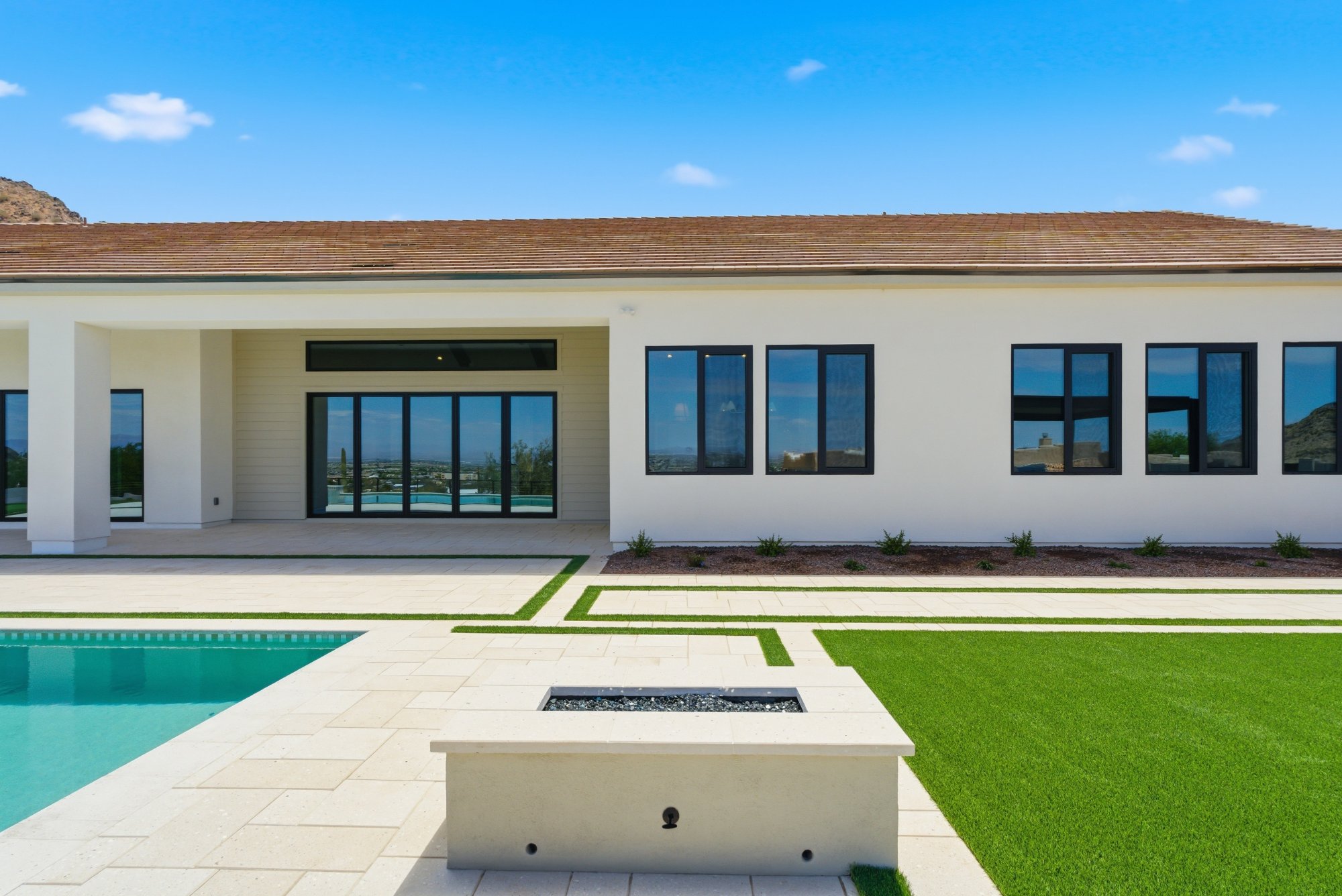 SAINTY™ Energy Efficient Aluminum Bi-Fold Door - 1031 W Geneva Drive Tempe Arizona 85282